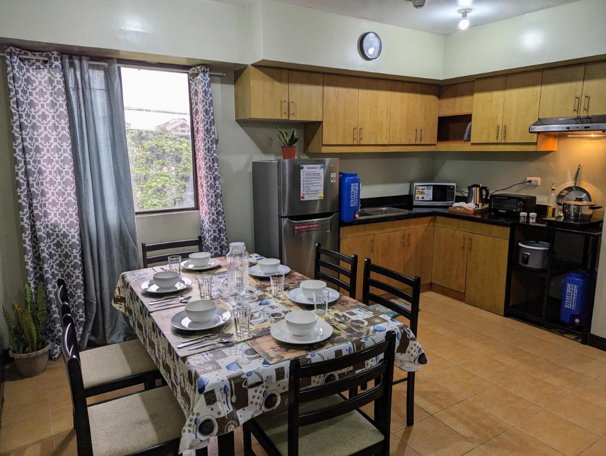 Acacia Estates' The Getaway Taguig Jade Tower Apartamento Manila Exterior foto